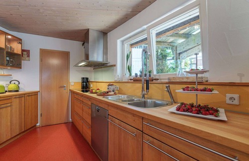 Dornstetten Casa | Casa de campo de diseño exclusivo con chimenea, olla caliente en el jardín, wifi, piano para barbacoa