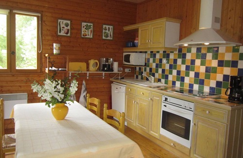 Lunas Casa | Casa de madera para 4 personas silenciosas - piscina privada "abeto" en Lunas