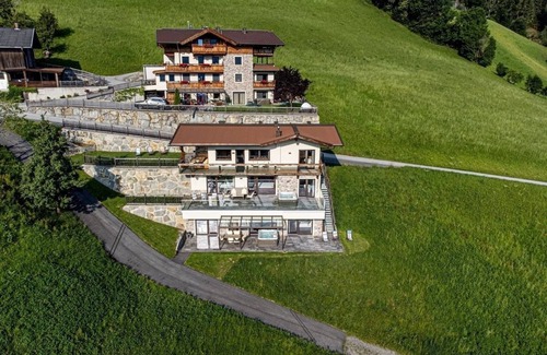 Emberg Casa | Vacation home for 8 guests with 120m² in Kaltenbach (295471)