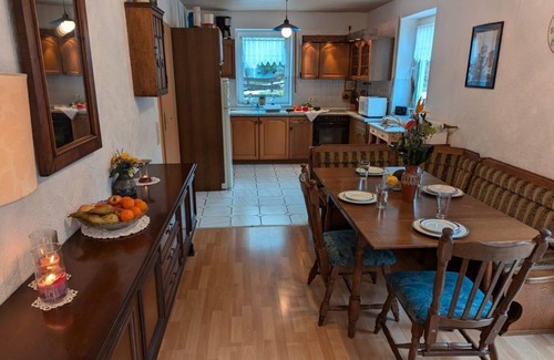 Schutz Casa | Vacation home Forellennest am Waldrand - 6-bed vacation home, 2x bath/WC, 3