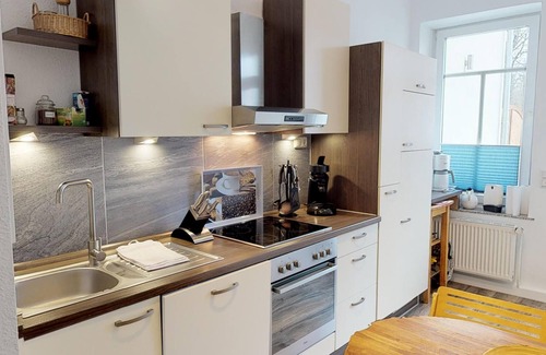 Laboe Casa | Casa de vacaciones de 4 estrellas tipo N con vista al mar Báltico, sauna y Hottube