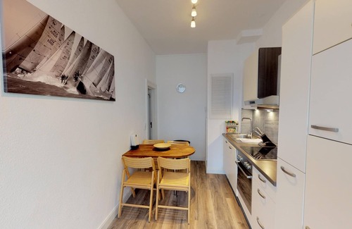 Laboe Casa | Casa de vacaciones de 4 estrellas tipo N con vista al mar Báltico, sauna y Hottube