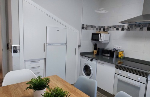 Villahormes Cabaña | Vivienda vacacional, alquiler íntegro, ideal para familias.