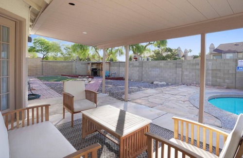 Chandler Casa | Vacation Home in Chandler! Right Next to Downtown! Private Pool & Patio
