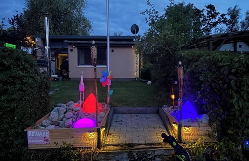 Ketzin/Havel Casa | Vacation home in Ketzin for 4 people directly on the water, hot tub, rental boat....