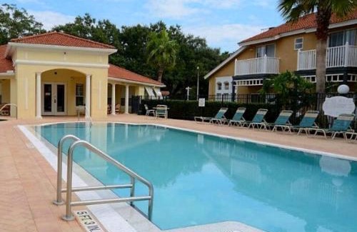 Lake Berkley Casa | Vacation Home in Orlando Florida Close to Disney