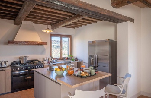 Paciano Casa | Casa de vacaciones en Paciano con 4 habitaciones, capacidad 10