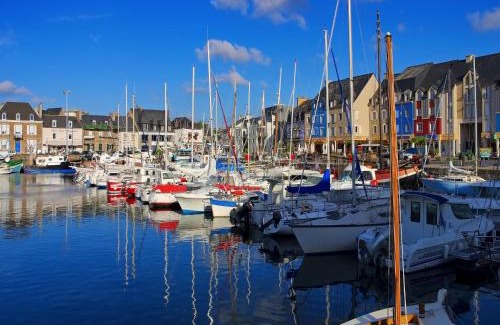 Paimpol Casa | Vacation Home in Paimpol near GR34 Trail