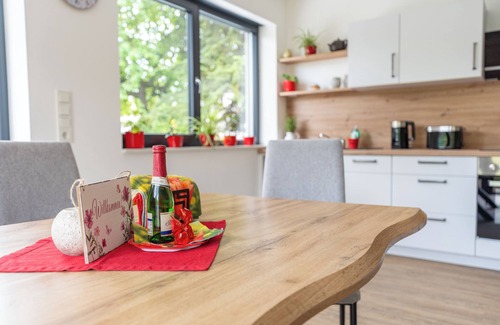 Sangerhausen Casa | Vacation home in the center: terrace, quiet, green, pet-friendly, handicapped accessible