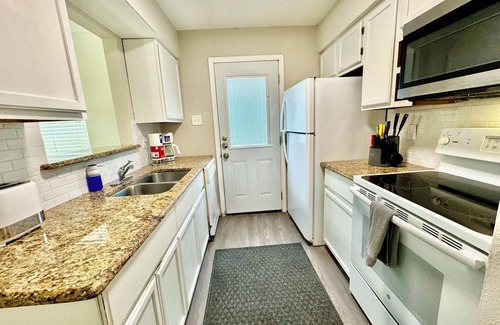 South Side Casa | Vacation home just 12 minutes drive to Texas A&M University - Corpus Christi