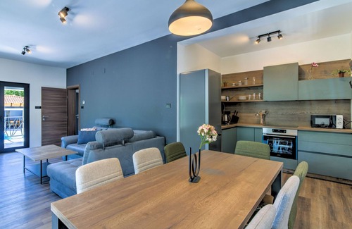 Novi Vinodolski Casa | Casa de vacaciones Kal by Interhome