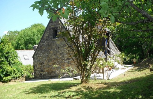 Crozon Casa | Vacation home Kertoupin Crozon / Roscanvel - large garden, near beach and sea