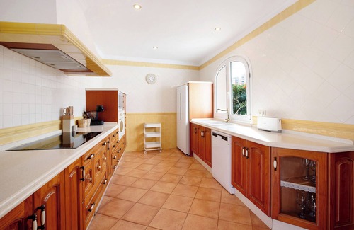 Torremolinos Villa | Casa de vacaciones "La Casita Del Mar" con bañera de hidromasaje privada, terrazas privadas y Wi-Fi