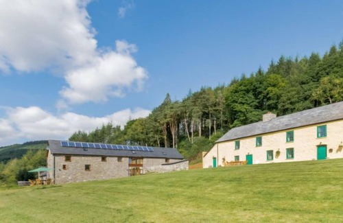 Llanwrtyd Wells Casa | Casa de vacaciones Llety y Coed en Llandovery - 10 personas, 5 dormitorios