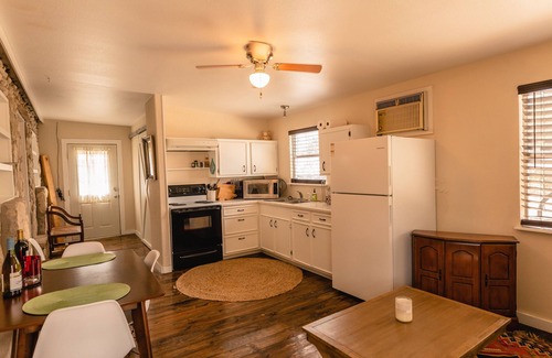 Sabinal Casa | Vacation Home Located on the Frio River