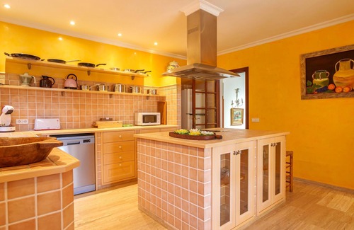 Manacor Casa | Vacation home Matos by Interhome