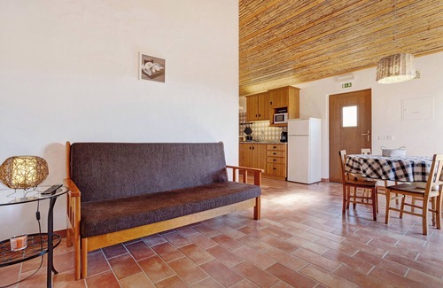 Camarate Casa | Casa de vacaciones Monte do Tanoeiro - Casa Adega con Wi-Fi y jardín