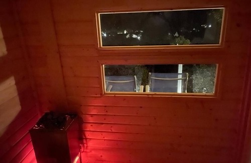 Wilhelmsthal Casa | Vacation home on the Rennsteig with panoramic sauna