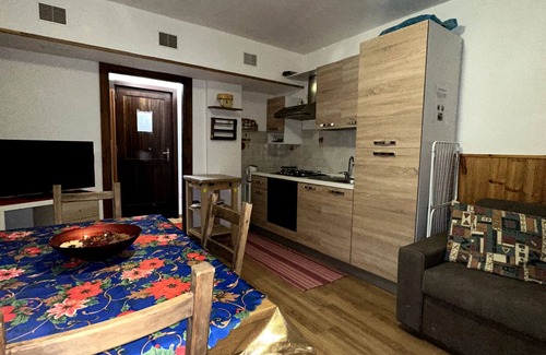 Roccaraso Casa | Casa de vacaciones "Residencia Fonte Eremita" con vistas a la montaña, jardín compartido y Wi-Fi