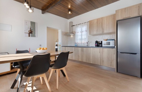 Tuineje Casa | Casa de vacaciones 'Rincón Del Olivar' con vistas al mar, Wi-Fi y aire acondicionado