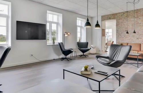 Skaerbaek Casa | Vacation home "Ritva" - 28km from the sea in Western Jutland in Skærbæk - 30 persons, 14 bedrooms
