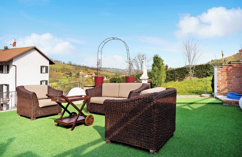 Priocca Casa | Casa de vacaciones "Sweet Life" con piscina compartida, terraza privada y Wi-Fi