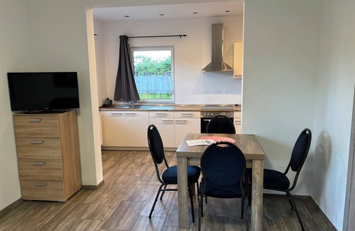 Lahnstein Casa | Vacation home "Taunusblick" - bedroom, living room, kitchen, bathroom - near Koblenz
