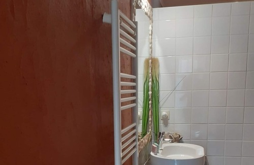 Menat Casa | Casa de vacaciones 'TinTin' con vistas a la montaña, piscina, terraza y Wi-Fi