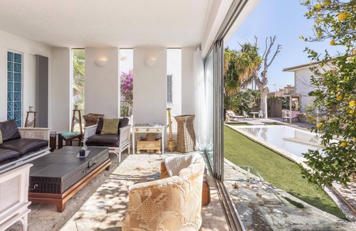 Calamayor Casa | Casa de vacaciones "Torre Blanca" con vistas al mar, piscina compartida y Wi-Fi