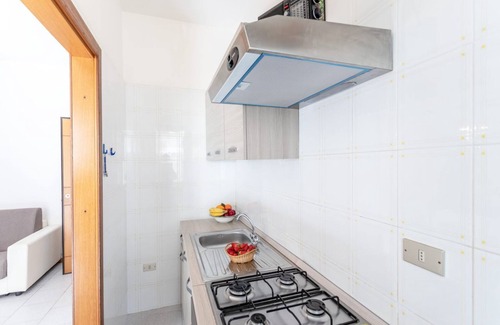 Rivabella Casa | Vacation Home Trentapassi Rivabella sleeps 4-6 30m from the beach