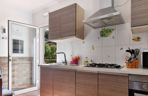 La Solana Casa | Vacation Home 'Vivienda V Torres 4' with Mountain View, Wi-Fi and Air Conditioning
