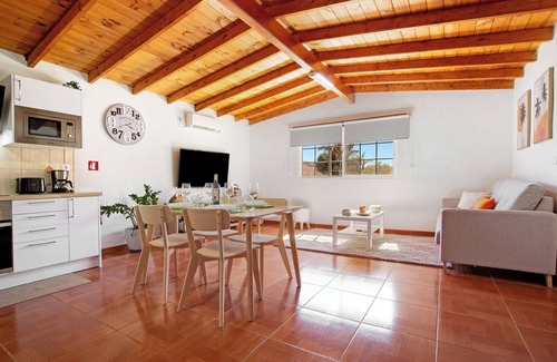 Tuineje Casa | Casa de vacaciones 'Valentina' con vistas a la montaña, Wi-Fi y aire acondicionado