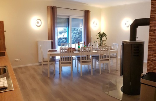 Frauenwald Casa | La reapertura! Casa de vacaciones Victoria - con chimenea en Frauenwald am Rennsteig