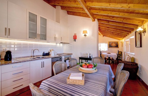 Olhao Casa | "Villa Oliva AL - T4" con vistas a la montaña, piscina, terraza, Wi-Fi y aire acondicionado