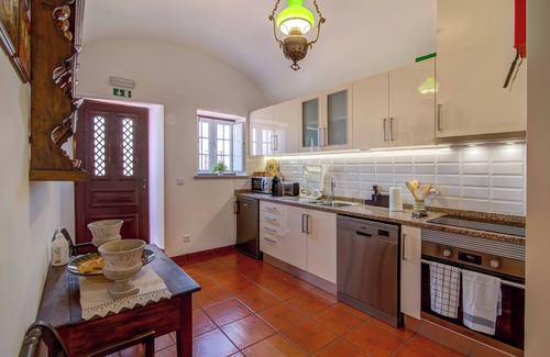 Olhao Casa | Casa 'Villa Oliva AL - T2' con vistas a la montaña, terraza, piscina, Wi-Fi y aire acondicionado