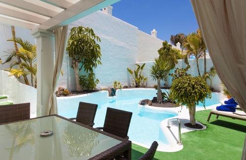 Geafond Villa | Casa de vacaciones "Villa 82" con vistas a la montaña, piscina y Wi-Fi
