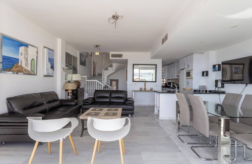Almunecar Casa | Casa de vacaciones "Vista Marina" cerca de la playa con vistas al mar, Wi-Fi y aire acondicionado