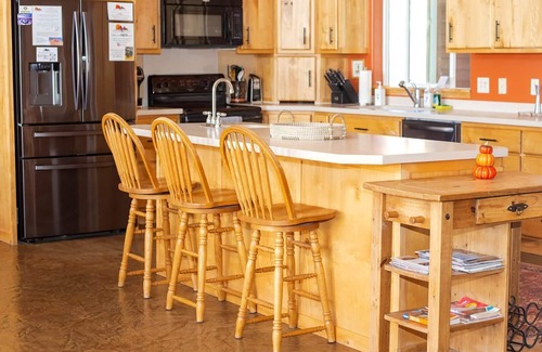Kanab Casa | Vacation Home in Kanab UT with red rock views! Centrally located to Zion and Bry