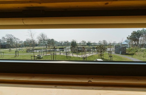 Ouddorp Chalet De Esquí | Vacation home with all amenities on your doorstep