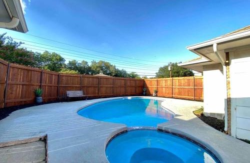 Buckner Terrace - Everglade Park Casa | Vacation Home with Private Pool