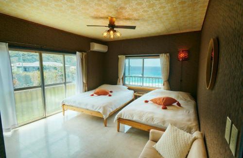 Kozushima-mura Cama Y Desayuno | Vacation House Familia