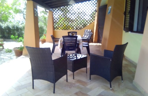 Cala Liberotto Apartamento | Vacation House
