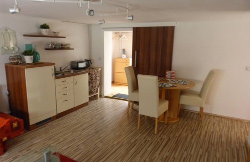 Kammerforst Apartamento | Vacaciones en un moderno apartamento "Hamster Nest" al borde del Parque Nacional Hainic