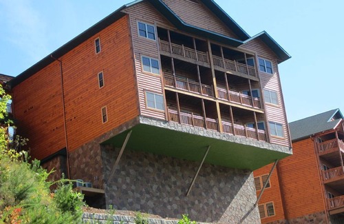 Gatlinburg Villa | Vacaciones en las hermosas Smokies - resort de 5 estrellas + Water Park