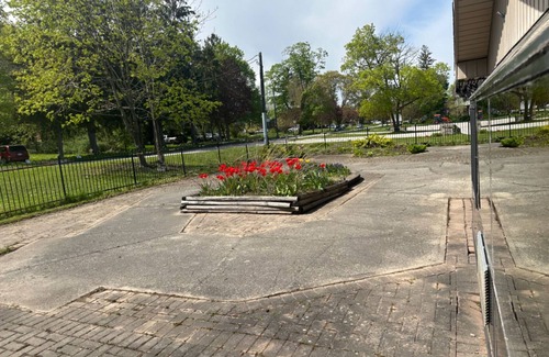 Owen Sound Casa | Vacation/Meditation/Education/Camp Centre in Owen Sound ON CA With Accommodation