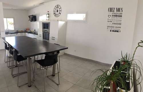 Saint-Jean-de-Vedas Villa | FIN DE SEMANA Y ALQUILER DE VACACIONES ESCOLARES 2019 CERCA DE MONTPELLIER