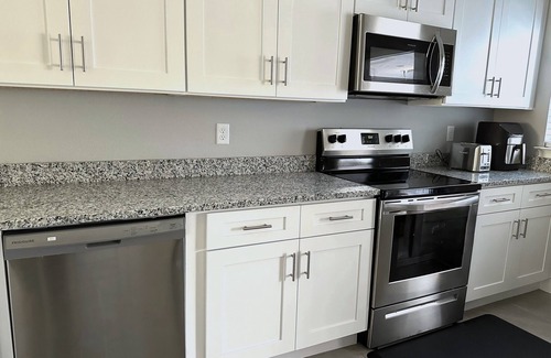 Poinciana Casa | Vacation Relax, Play and COMM Pool-20 Miles from Walt Disney World