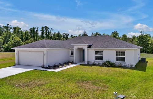 Poinciana Casa | Vacation Relax, Play and COMM Pool-20 Miles from Walt Disney World
