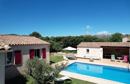 Aureille Villa | Vacation rental house with pool AUREILLE LS1-439