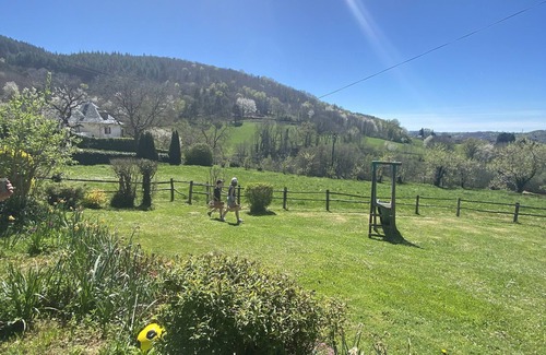 Junhac Apartamento | Alquileres para vacaciones en Auvernia una auténtica granja, Cantal Auvergne